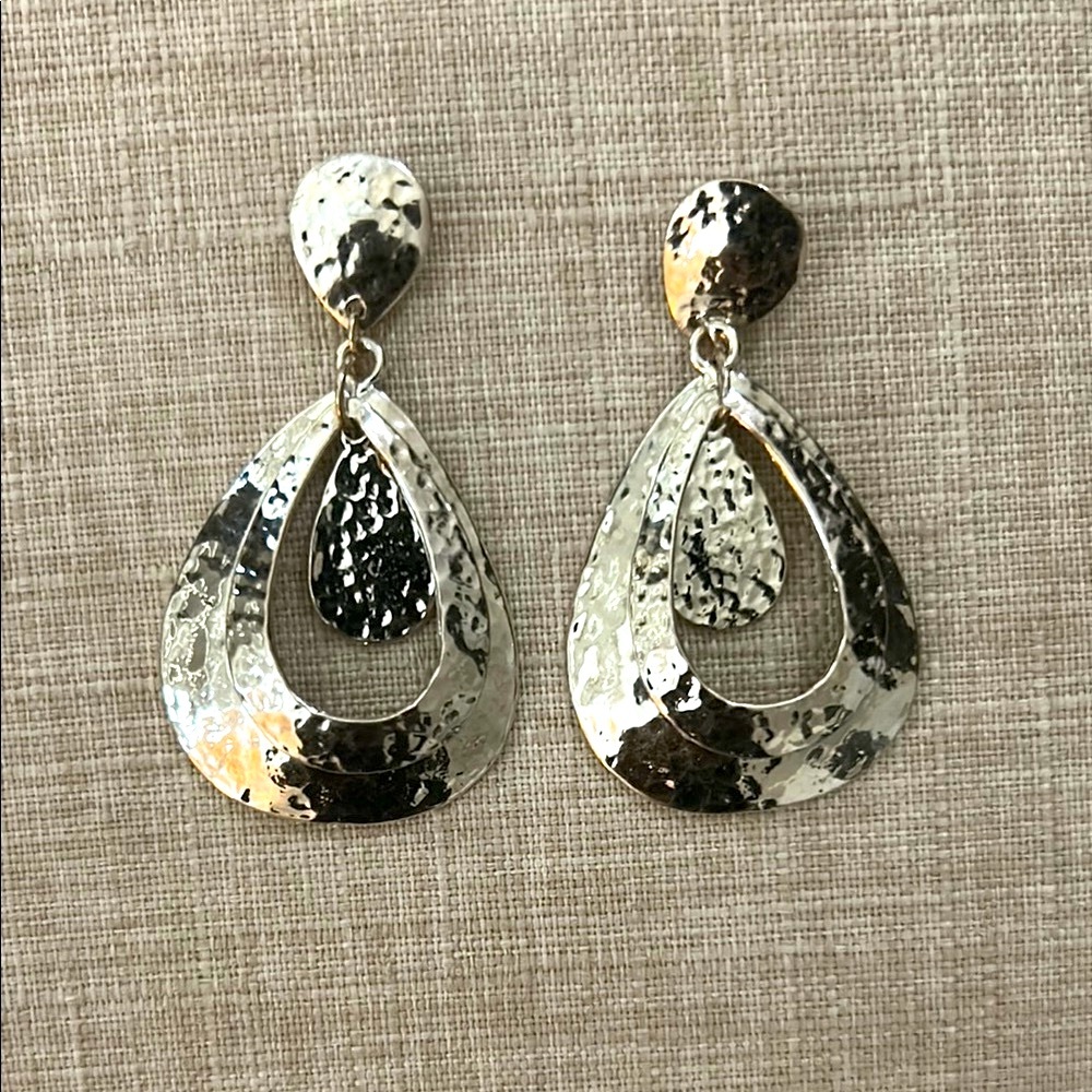 Elegant Silver Teardrop Earrings